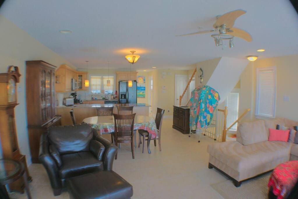 Awesome Water Front Home 4 Bedrooms & 4 Bathrooms! Sleeps 10 Atlantic City Exterior foto